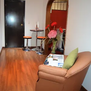 Amoblados Casa Regis Apartahotel